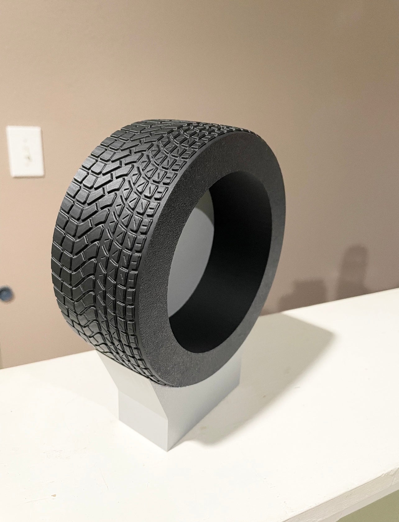 Set of 5 Custom 3D Printed Pirelli F1 Tire Display Models - Collectable Full Set