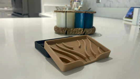 Modern Self-Draining Soap Dish, Bathroom Sink Organizer