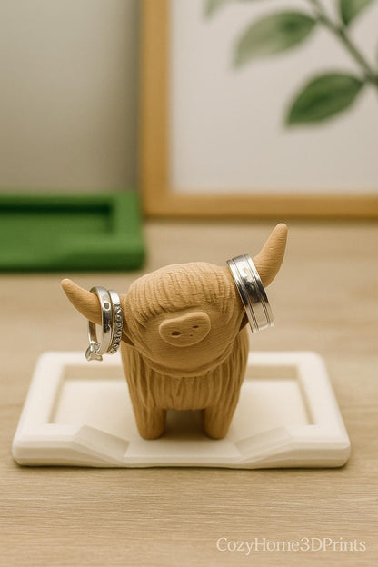 Highland Cow Ring Holder | Personalized Jewelry Dish