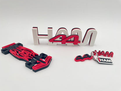 Lewis Hamilton #44 Racing Gift Set | Keychain & Desk Sign