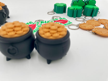 St. Patrick's Day Fidget Clicker Keychain | Clover Party Favor