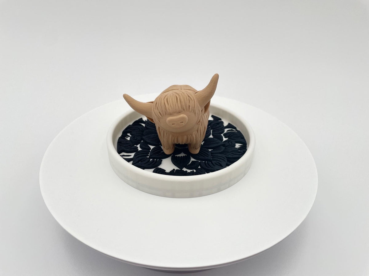Highland Cow Ring Holder | Floral Wedding Jewelry Dish