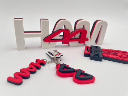 Lewis Hamilton #44 Racing Gift Set | Keychain & Desk Sign