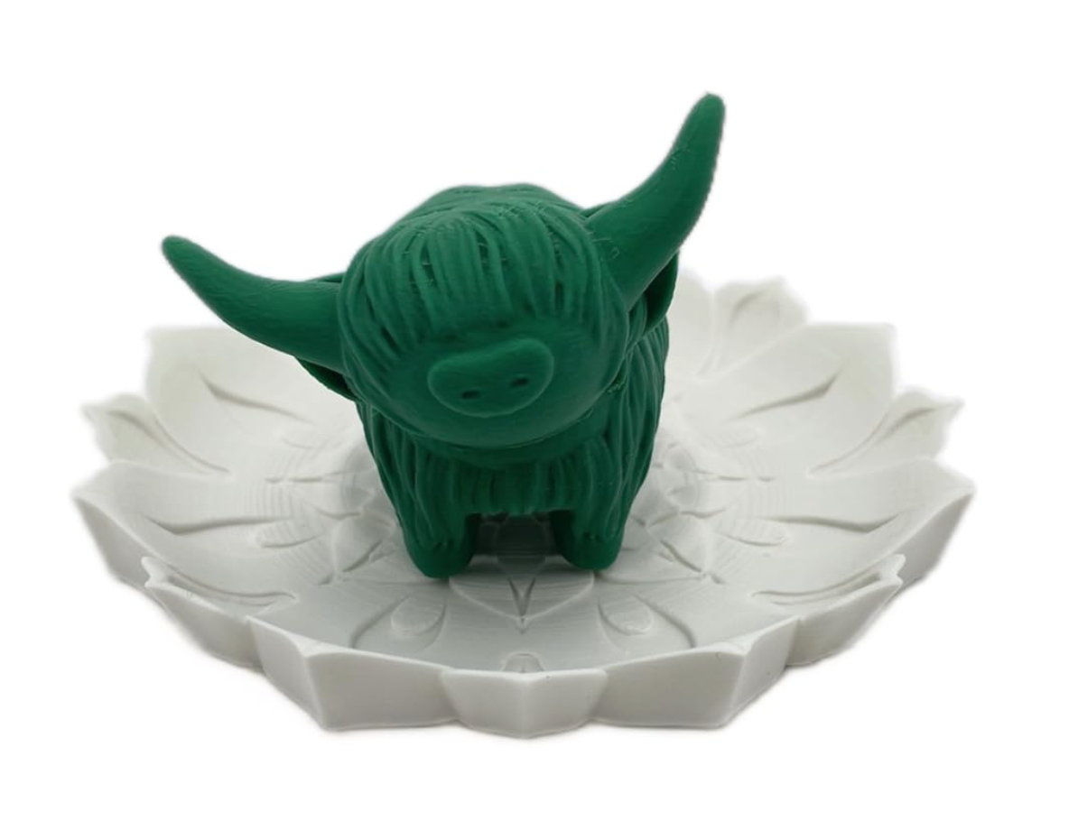 Elegant Highland Cow Ring Holder with Floral Pattern Dish - Unique Jewelry Display - Personalized Ring Organizer - Perfect Engagement