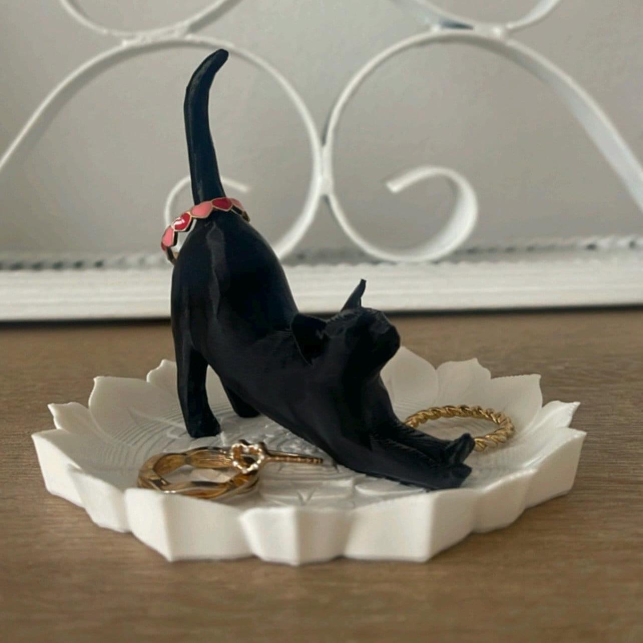 Floral Cat Ring Holder | Personalized Engagement Gift for Her