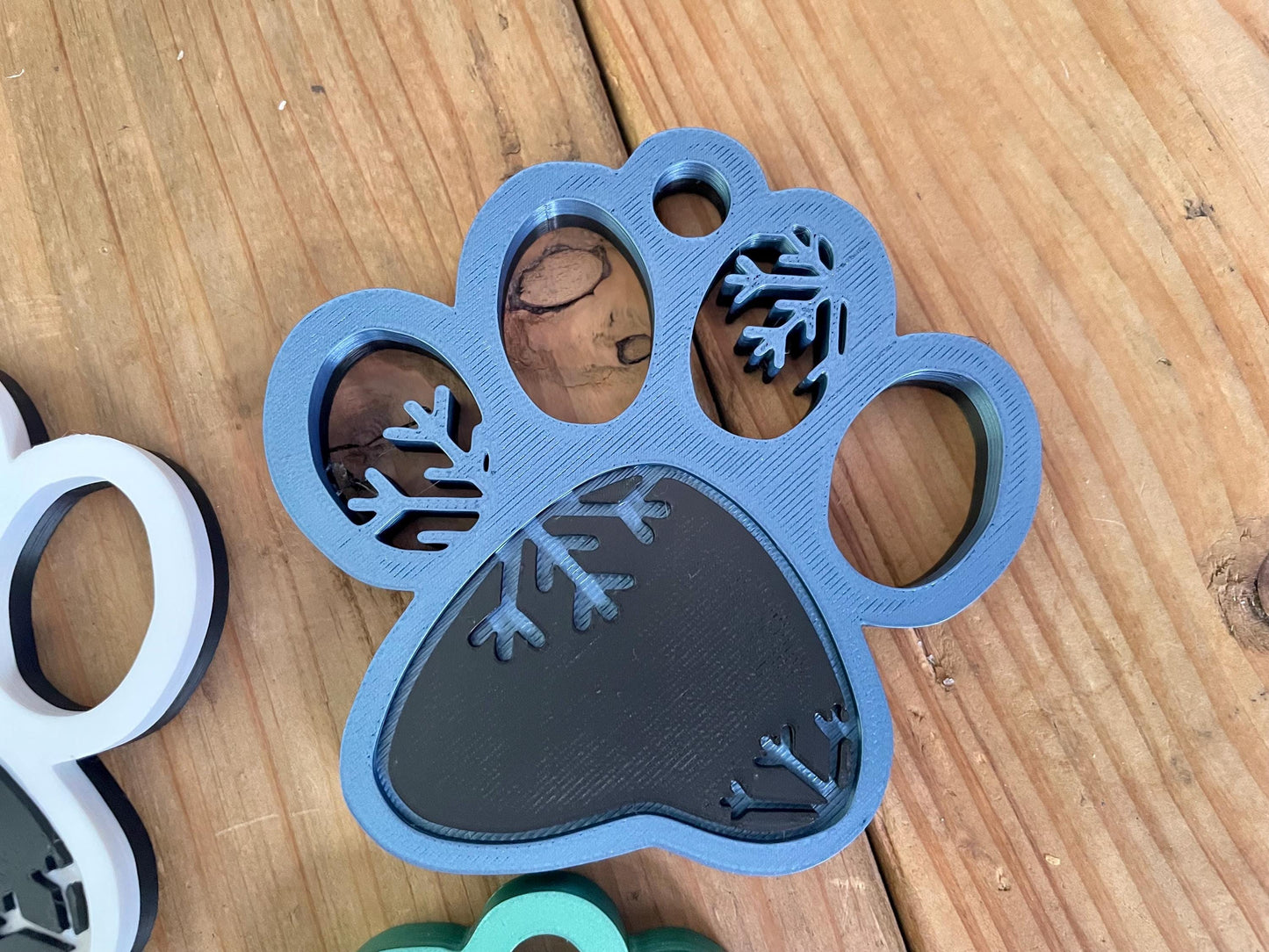 Personalized Dog Paw Ornament | Custom Pet Name Ornament | Dog Christmas Ornament | Puppy Ornament | Pet Memorial Gift | Dog Lover Decor