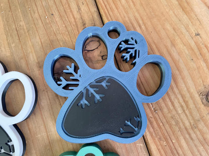 Personalized Dog Paw Christmas Ornament | Pet Memorial Gift