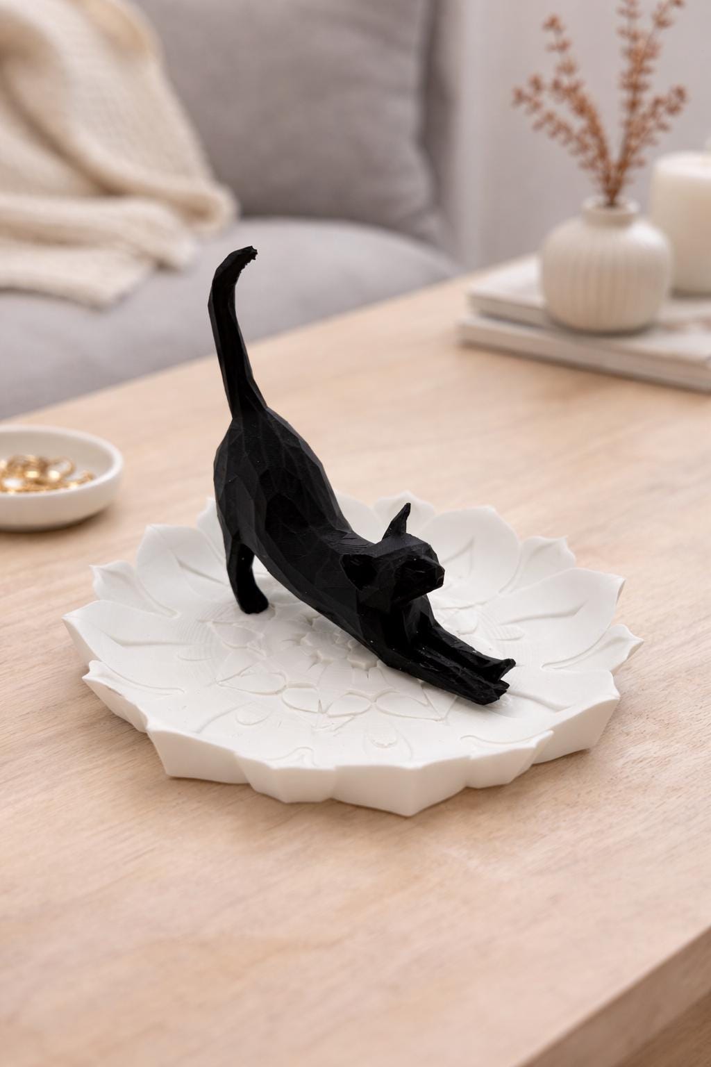 Floral Cat Ring Holder | Personalized Engagement Gift for Her
