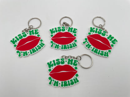 St. Patrick's Day Fidget Clicker Keychain | Clover Party Favor