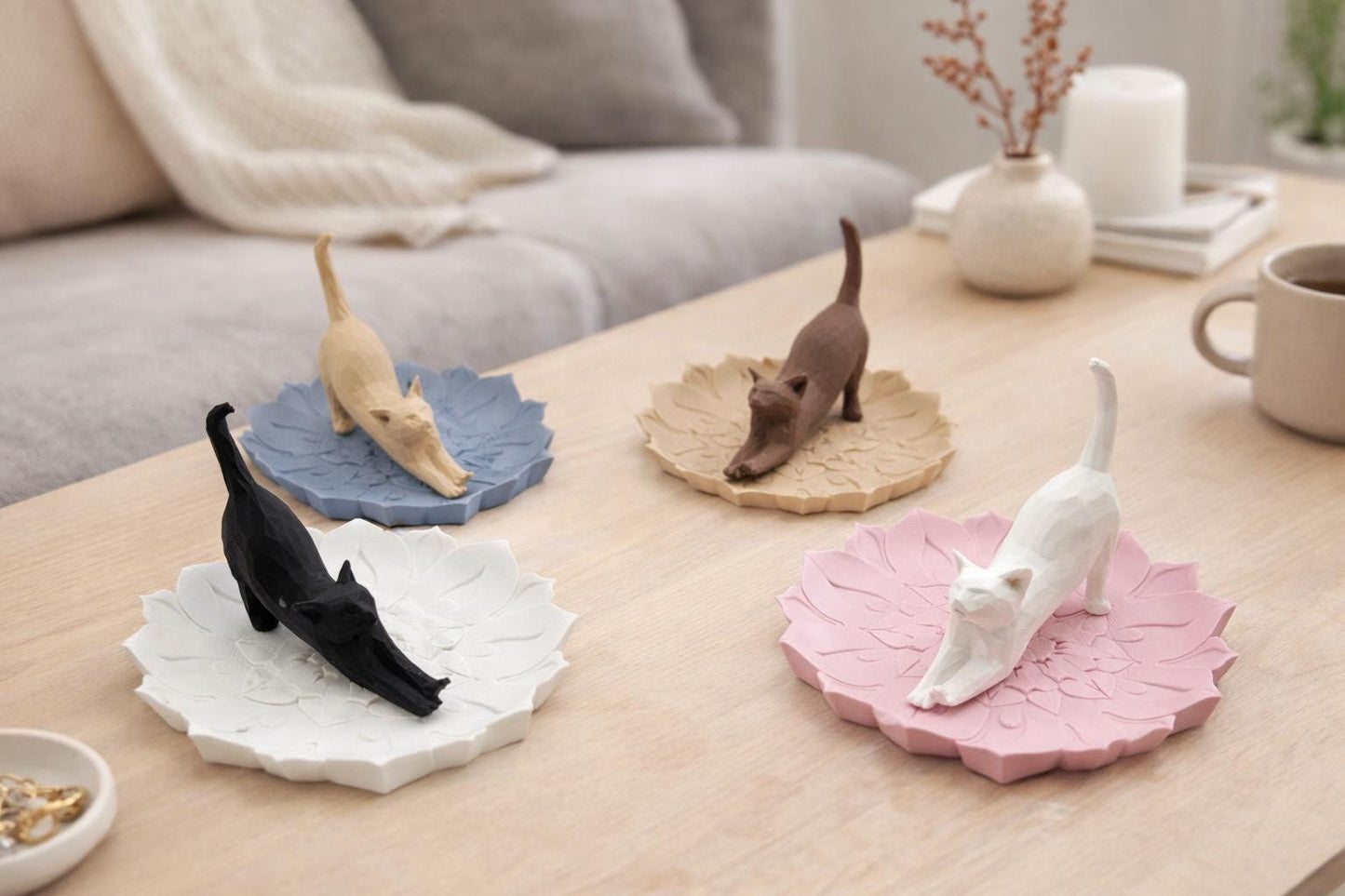 Floral Cat Ring Holder | Personalized Engagement Gift for Her