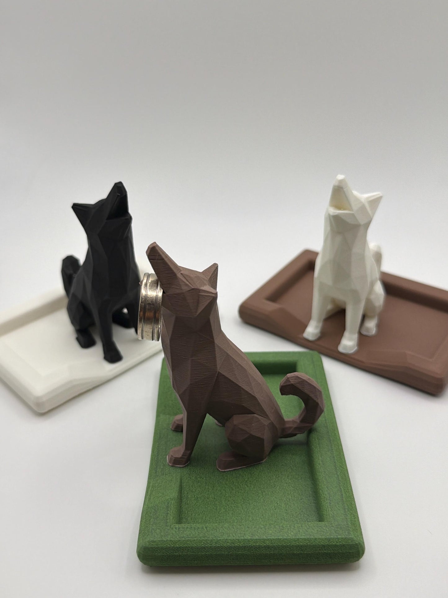 Akita Ring Holder | Dog Lover Jewelry Tray